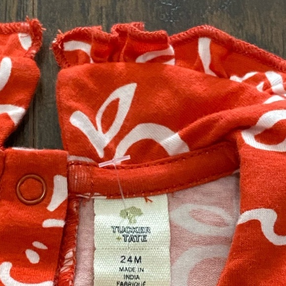 Tucker + Tate Red Apple Print Long Sleeve NWT Bib Mini Dress Size 24M 24 Months - Picture 2 of 4